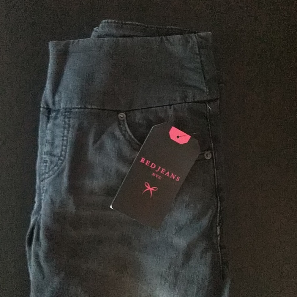 RED JEANS